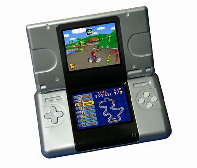 nintendo-ds-vecchio-design.jpg