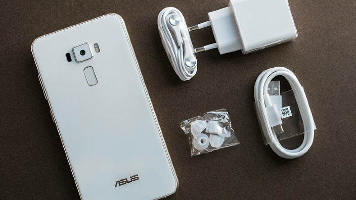 <strong>Videorecensione</strong> Asus Zenfone 3 - Un vero e proprio TOP