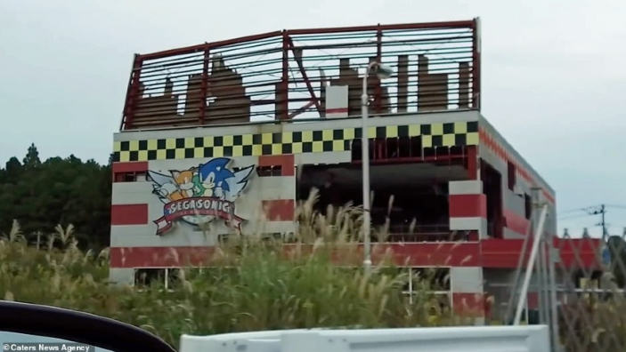 Sega Hall, all'interno della sala giochi fantasma di Fukushima