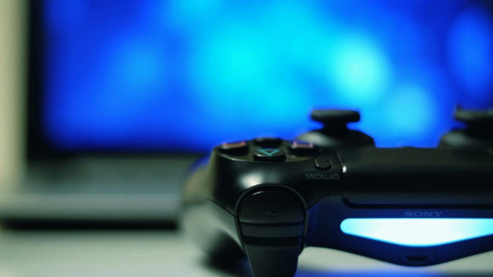 PlayStation 4 diventa la seconda console più venduta di sempre